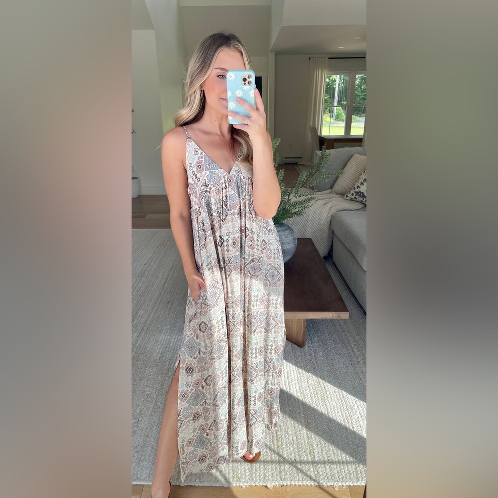 Babydoll paisley Slit Slip Maxi Dress